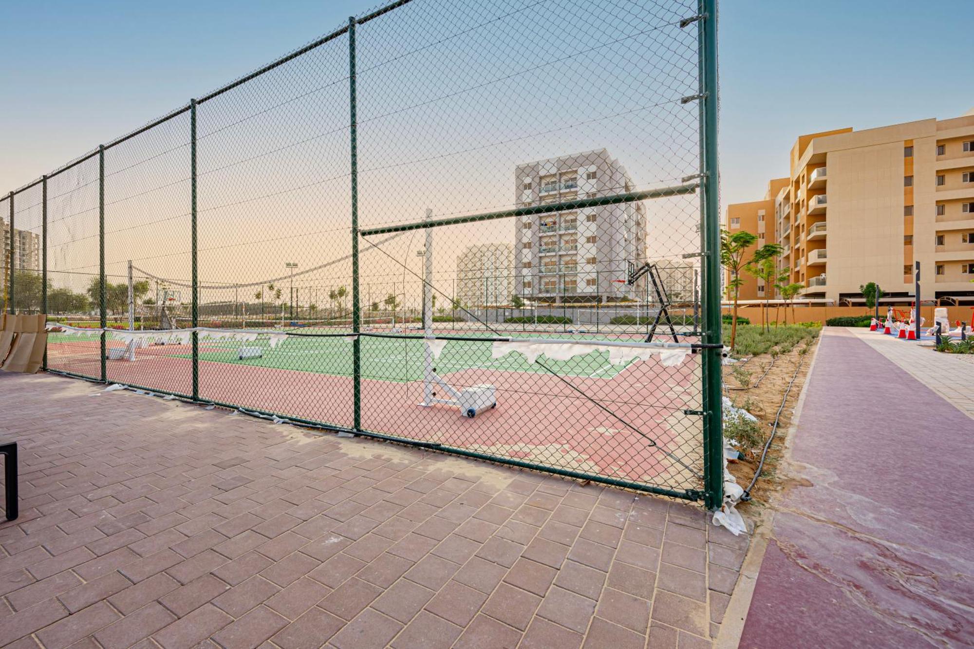 Apartment Chic Urban Retreat Immerse Yourself In Comfort Dubai