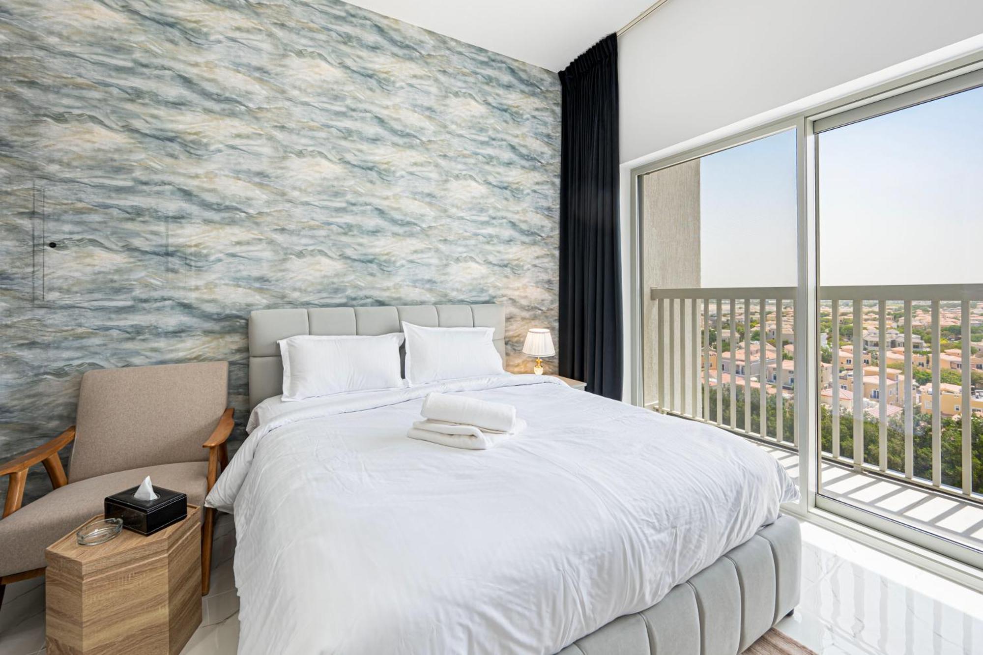 Apartment Chic Urban Retreat Immerse Yourself In Comfort *