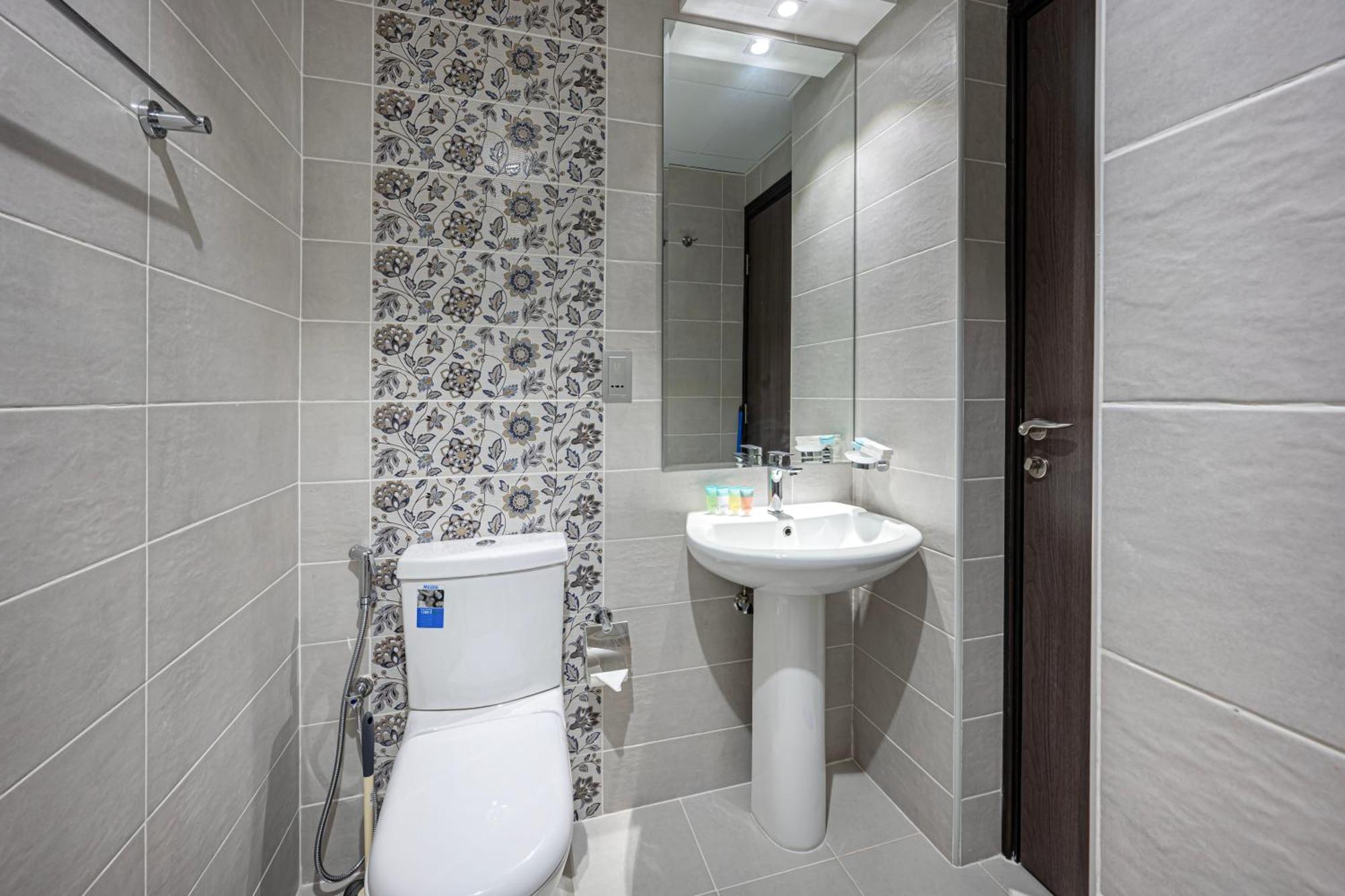 Chic Urban Retreat Immerse Yourself In Comfort * Dubai